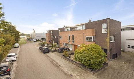 Te Koop: Foto Bedrijfsruimte aan de Edisonweg 50-50 A in IJsselstein