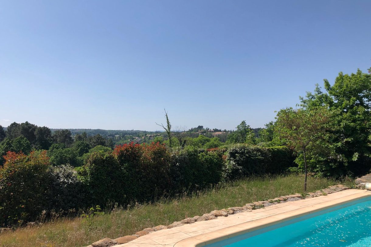 Te koop: Foto Woonhuis aan de Type 1: Châtaignier in Joyeuse