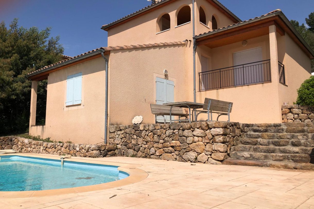 Te koop: Foto Woonhuis aan de Type 1: Châtaignier in Joyeuse