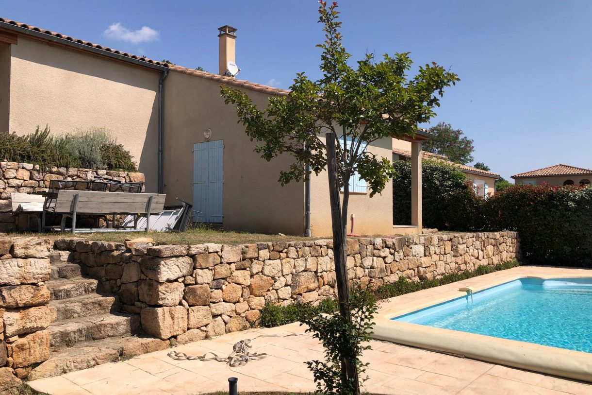 Te koop: Foto Woonhuis aan de Type 1: Châtaignier in Joyeuse