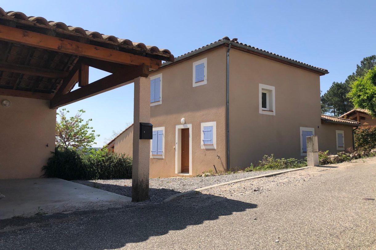 Te koop: Foto Woonhuis aan de Type 1: Châtaignier in Joyeuse