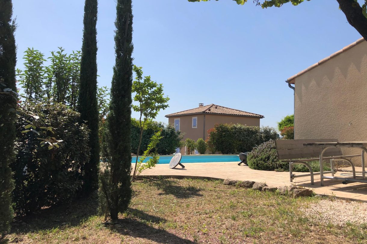 Te koop: Foto Woonhuis aan de Type 1: Châtaignier in Joyeuse