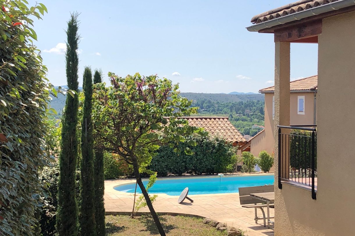 Te koop: Foto Woonhuis aan de Type 1: Châtaignier in Joyeuse