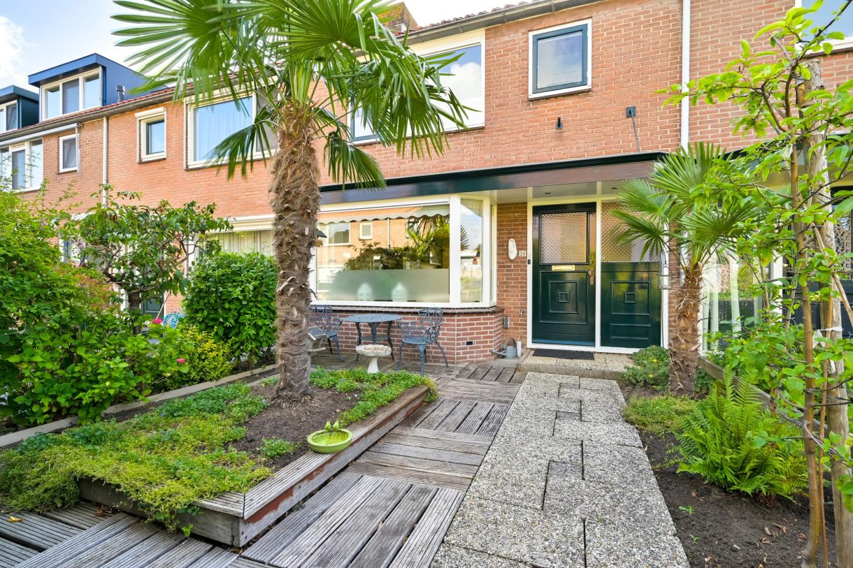 Te koop: Foto Woonhuis aan de Dokter B.J.Buurmanstraat 26 in Nieuwegein