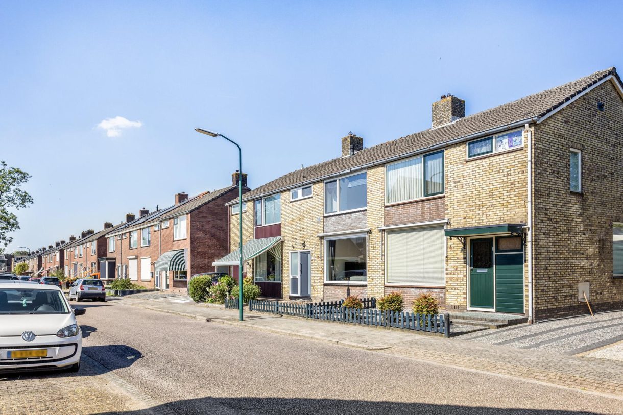 Te koop: Foto Woonhuis aan de Floris van Egmondstraat 10 in Lopik