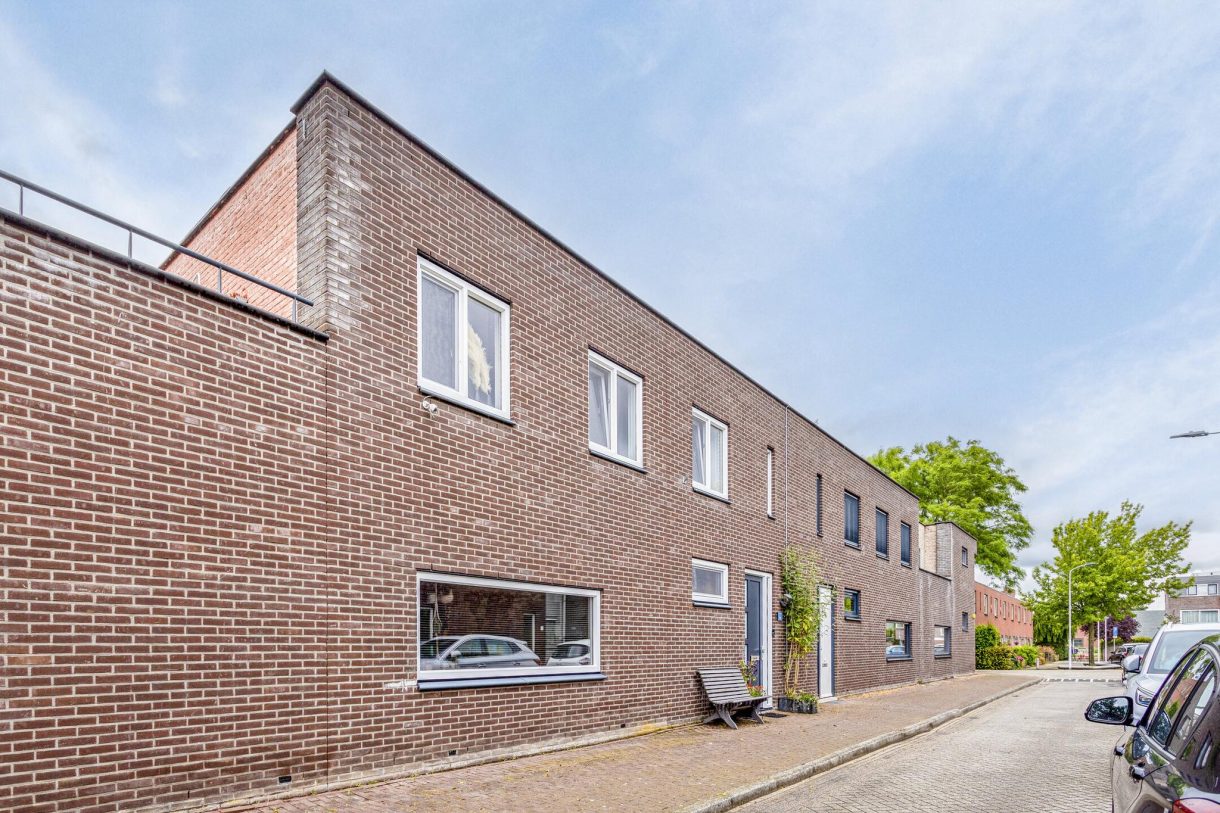 Te koop: Foto Woonhuis aan de Aziesingel 1 in IJsselstein