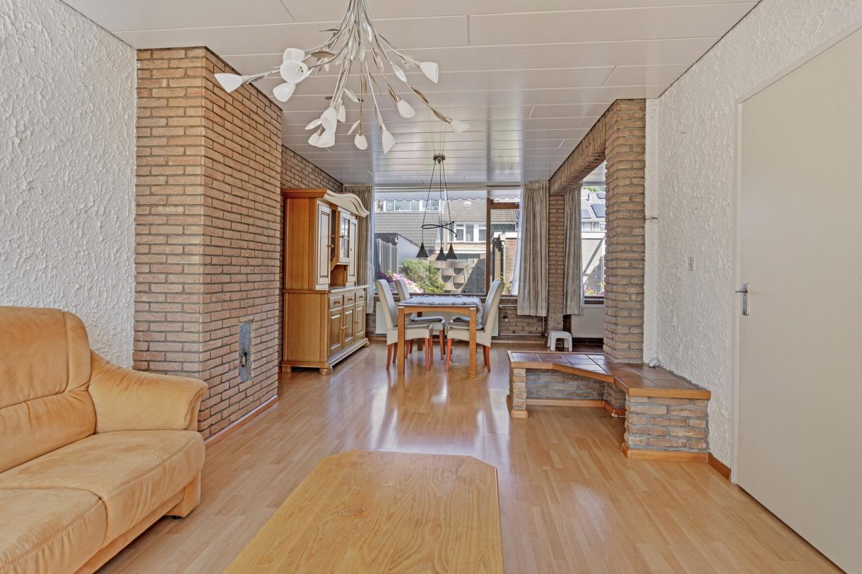 Te koop: Foto Woonhuis aan de Koningin Julianasingel 38 in Benschop