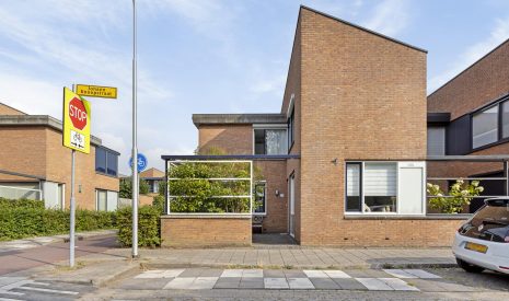 Te koop: Foto Woonhuis aan de Johann Knoopstraat 33 in IJsselstein