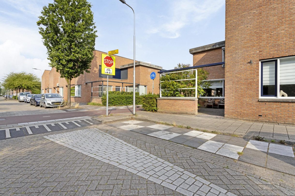 Te koop: Foto Woonhuis aan de Johann Knoopstraat 33 in IJsselstein
