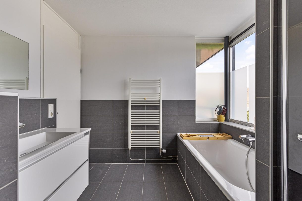 Te koop: Foto Woonhuis aan de Johann Knoopstraat 33 in IJsselstein
