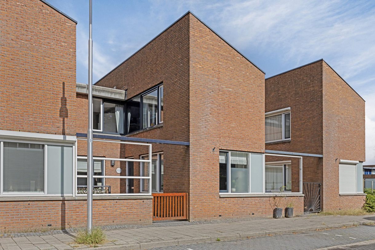 Te koop: Foto Woonhuis aan de Johann Knoopstraat 21 in IJsselstein