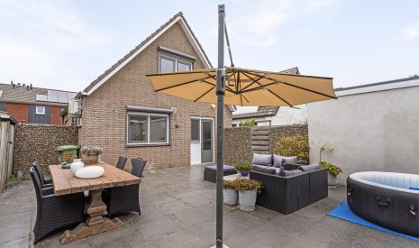 Te koop: Foto Woonhuis aan de Oude Weidestraat 12 in Gameren