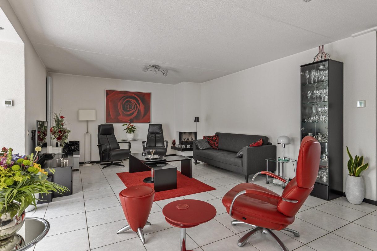 Te koop: Foto Woonhuis aan de Weegbree 123 in IJsselstein