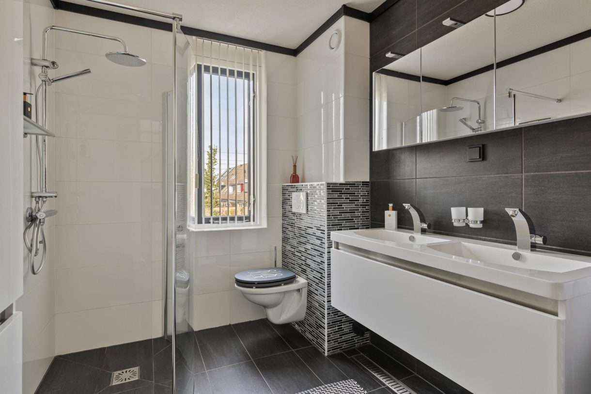 Te koop: Foto Woonhuis aan de Weegbree 123 in IJsselstein