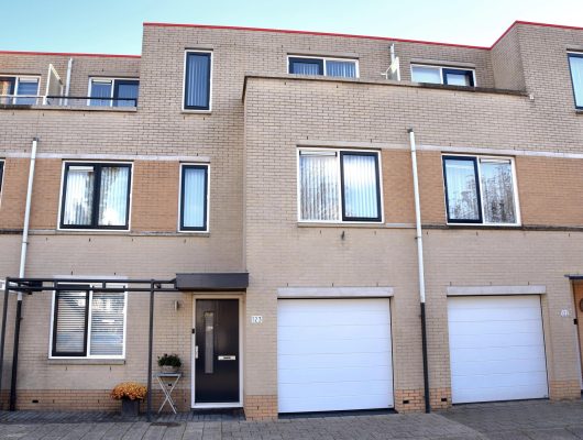 Hoofdfoto van IJsselstein Weegbree 123