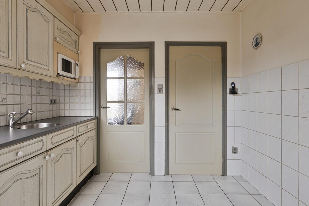 Te koop: Foto Woonhuis aan de Sluisweg 7 in Lopikerkapel