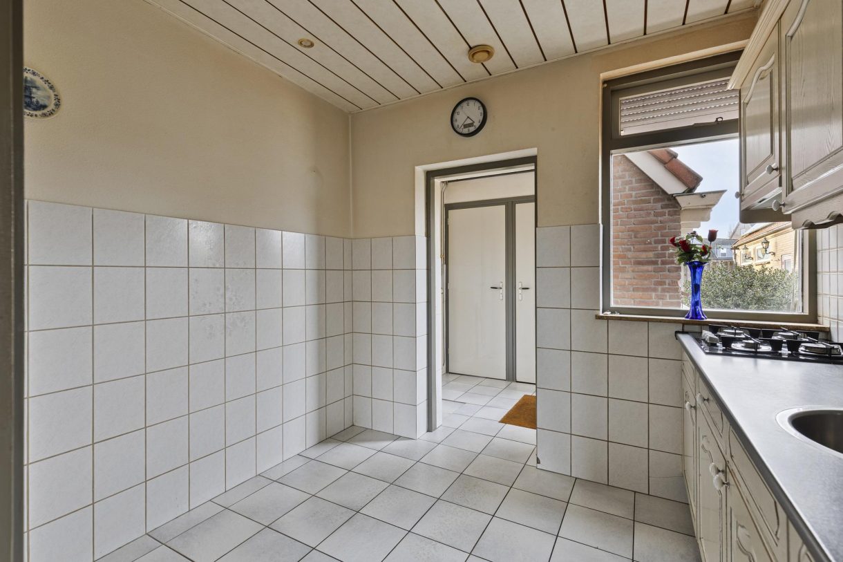 Te koop: Foto Woonhuis aan de Sluisweg 7 in Lopikerkapel