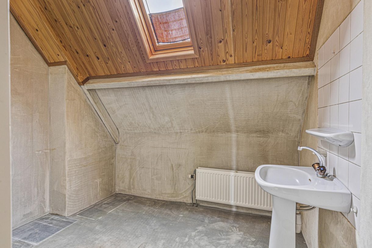 Te koop: Foto Woonhuis aan de Sluisweg 7 in Lopikerkapel