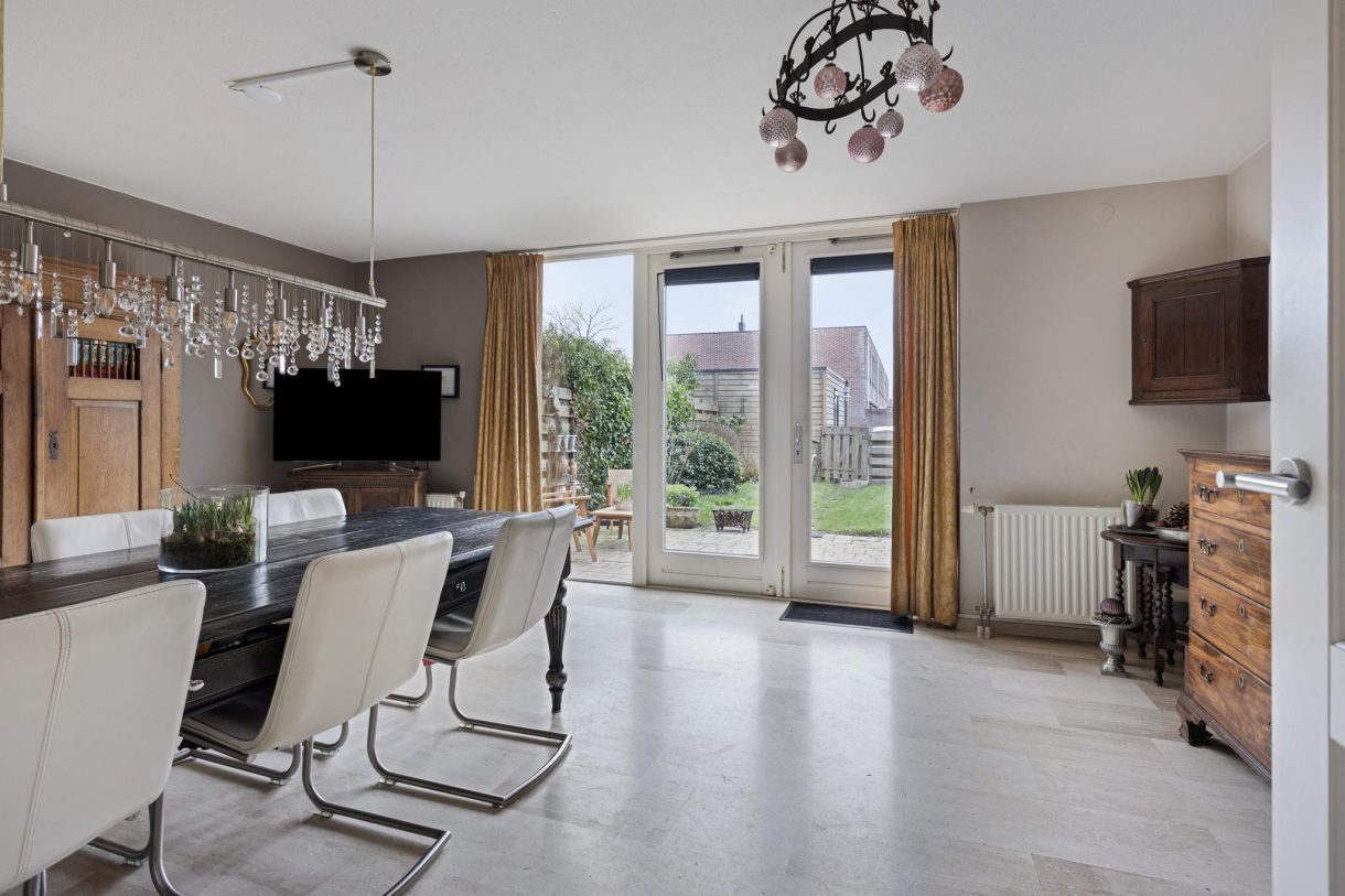 Te koop: Foto Woonhuis aan de St.-Pietersberg 63 in De Meern