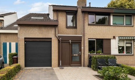 koop  Lopik  Oosterhoffpark 21 – Hoofdfoto