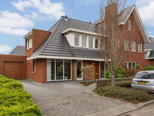 Hoofdfoto van IJsselstein Korenmolenlaan 15