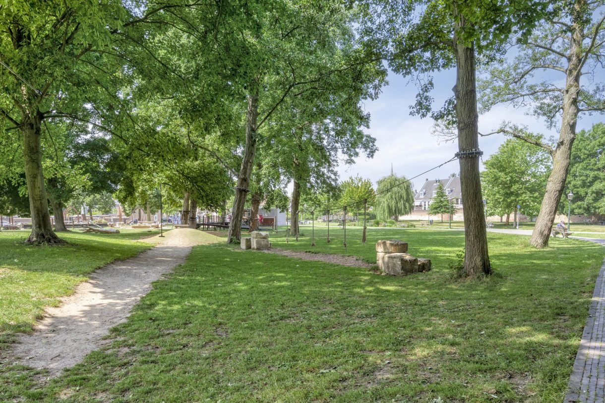 Te koop: Foto Woonhuis aan de Heer Gijsbrechtstraat 35 in IJsselstein