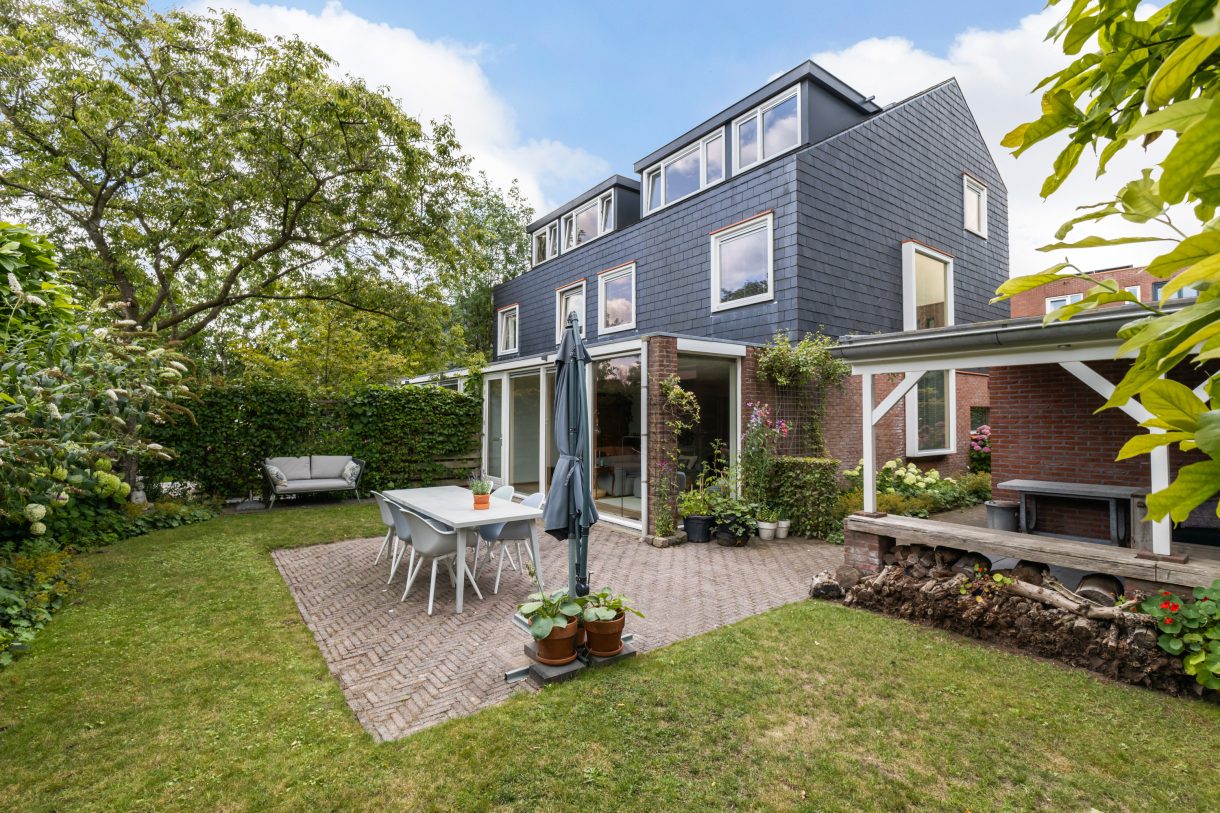 Te koop: Foto Woonhuis aan de Tjeerdsraklaan 1 in Utrecht