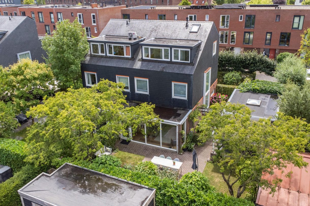 Te koop: Foto Woonhuis aan de Tjeerdsraklaan 1 in Utrecht